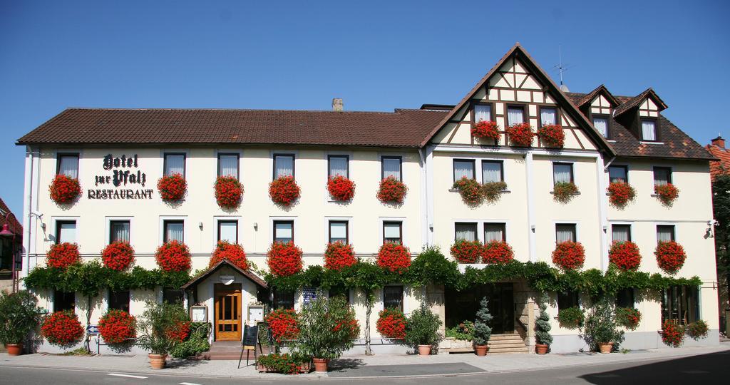 Hotel Zur Pfalz Kandel Eksteriør billede