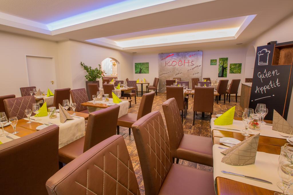 Hotel Zur Pfalz Kandel Eksteriør billede